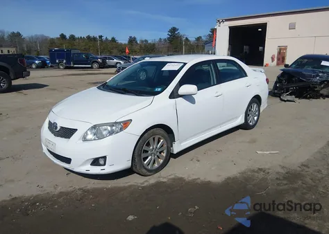 2010 Toyota Corolla S z USA, uszkodzony, nr VIN 2T1BU4EE1AC409253